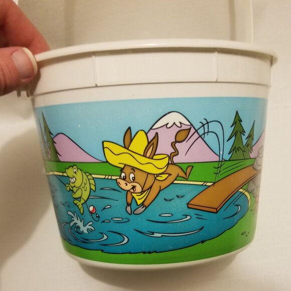 EUC 1995 Quick Draw McGraw & Baba Looey plastic bucket - Picture 4 of 9